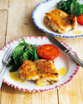 カリッとジューシーな絶品チキン。バタービネガーが奥深い味わいを演出