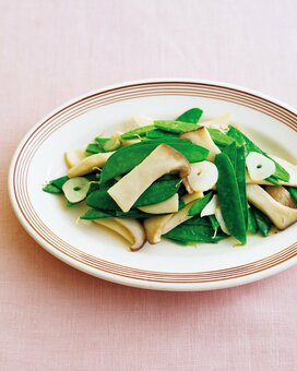 糖質オフの簡単副菜。野菜だけでもニンニクバターやゴマ油で大満足