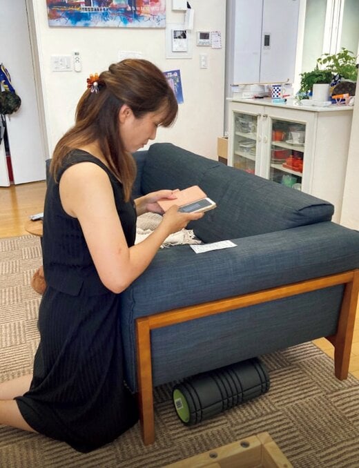 朝にSNS懸賞をチェックする様子