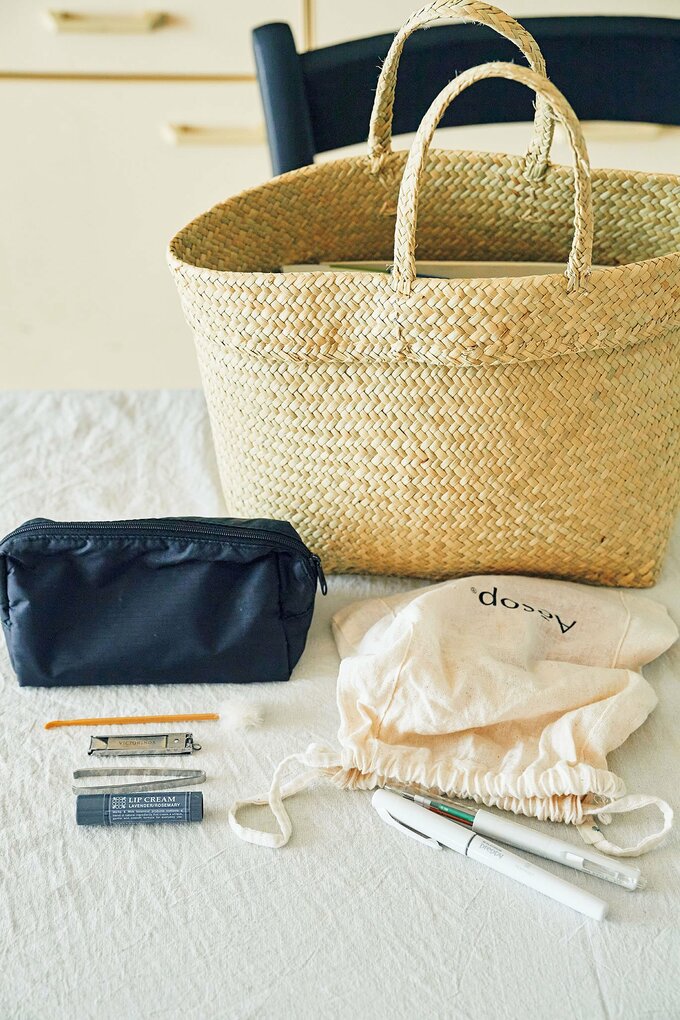 バッグの中に文房具など