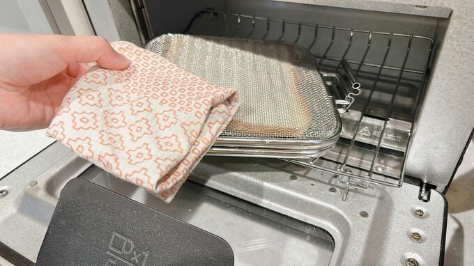 ホットサンドメーカー取り出す