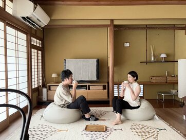 築67年古民家で「少ないものでぜいたくに」暮らす。大きな食器棚は手放し身軽に