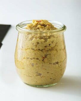 腸活にうれしい塩麹キノコペースト。毎日の習慣で体の中からキレイに