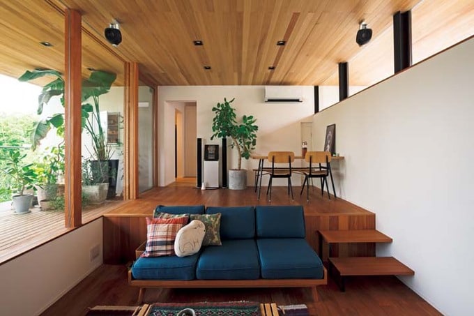 リビングからダイニング