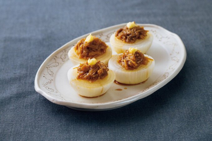 タマネギのなめたけソースがけ