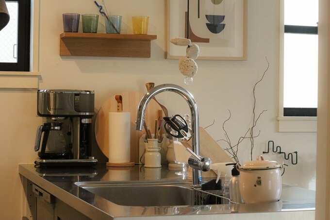 “出す・隠す”を決めて、狭いキッチンでもすっきりをキープ