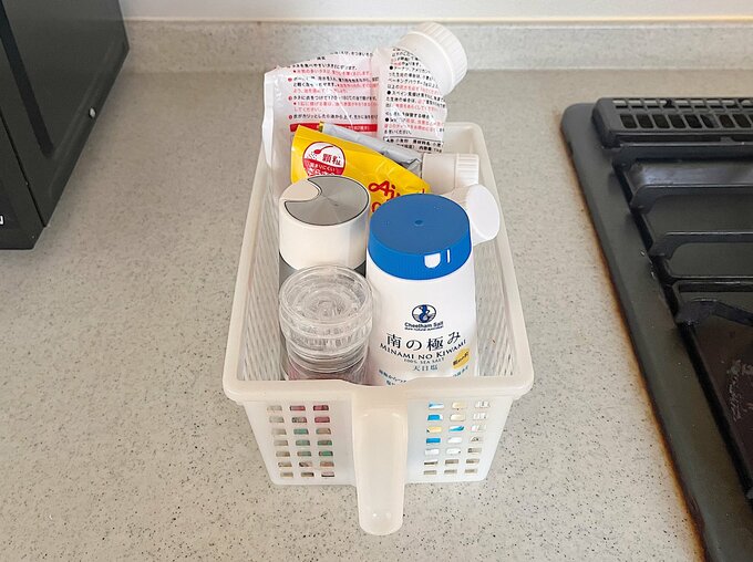 取っ手つき収納ケース