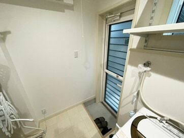 洗面所に勝手口がある間取りにしたら、洗濯家事や子育てが断然スムーズに
