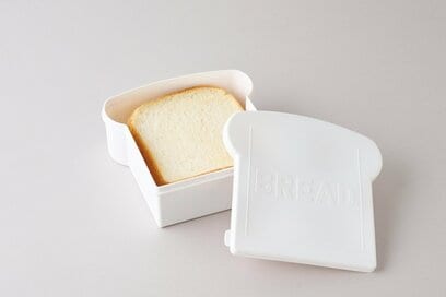 ダイソーの「食パンケース」で解凍後もふわっふわ。プチプラ光熱費節約グッズ6つ