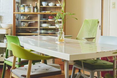 72歳、月8万円で「快適な暮らし」。家が古くてもDIYとメルカリ活用で好きが詰まった空間に