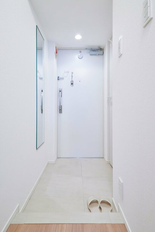 何もない玄関