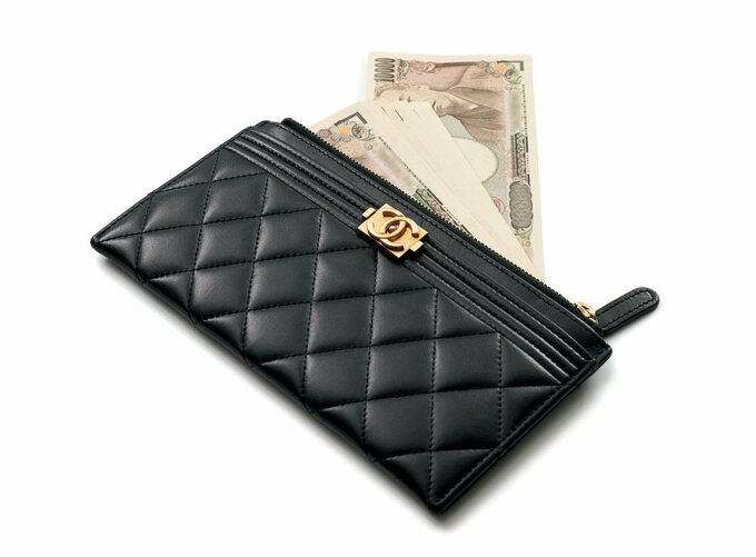 平野ノラさんの札入れ