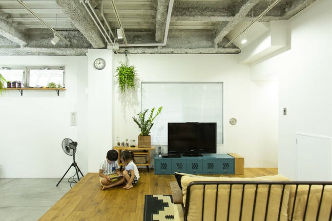 大きな土間とひと続きのLDKは