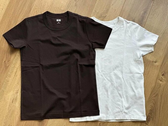 ユニクロユーの「クルーネックT」