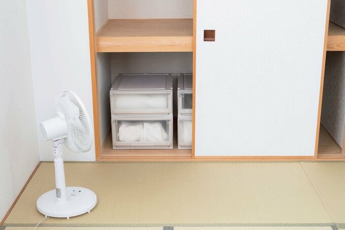 扇風機で風を当てて換気