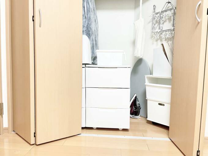 クローゼットドア開け