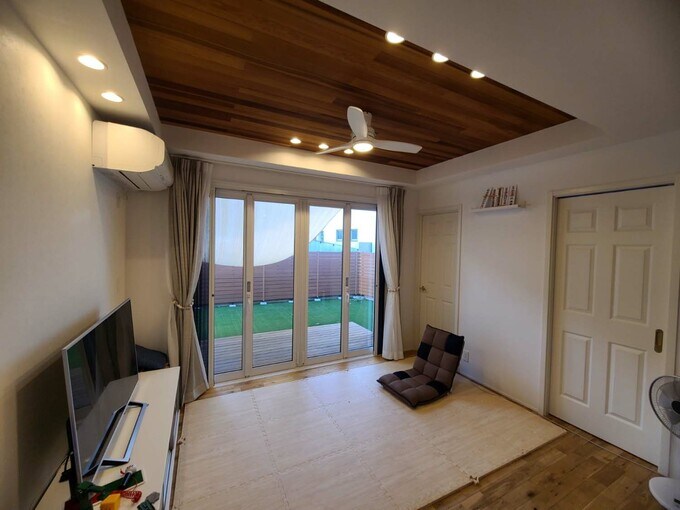 折り上げ天井のシーリングファン