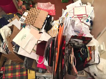 「捨てられない人」は節約下手な人！収納グッズを増やす前に見直したいこと