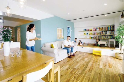 【マンションリノベ事例】LDKとつながる「小さなおうち」は子ども室！家族5人がのびのび暮らす家