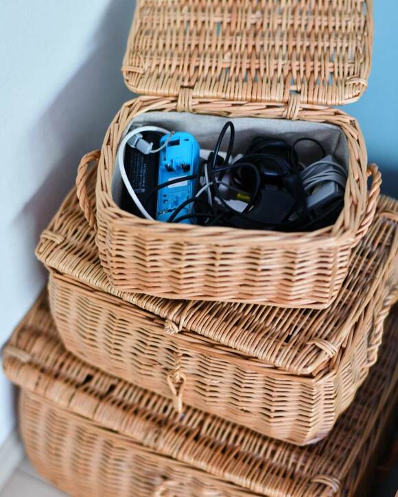 子どものゲームをカゴに収納した様子