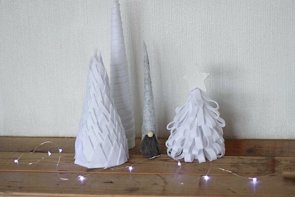 白とグレーのフェルト