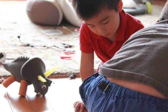 子どもがいる家庭にとって、オモチャ収納は悩みのタネの1つです