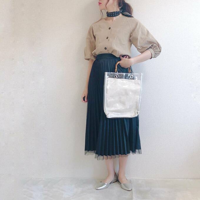 プリーツスカート