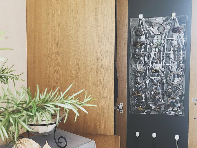 小物は玄関に収納