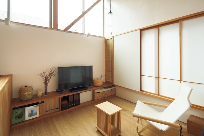 障子は、木や漆喰と好相性