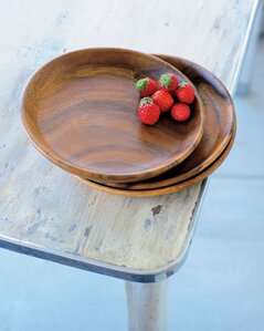 トレーやプレートとしてはもちろん 重ねておくだけでも絵になる