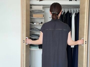 「年間13着」で暮らす40代の「物欲」とのつき合い方。ときめく服よりも、来年も着たい服を選ぶ