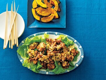 ご飯が進む豚の油淋鶏。副菜も一緒に揚げれば超時短献立に
