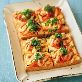 厚揚げや卵、ベーコンで。冷蔵庫にある食材でさっとつくれる副菜＆汁物レシピ4品