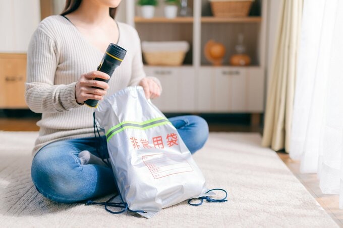 一時避難用の持ち出し袋