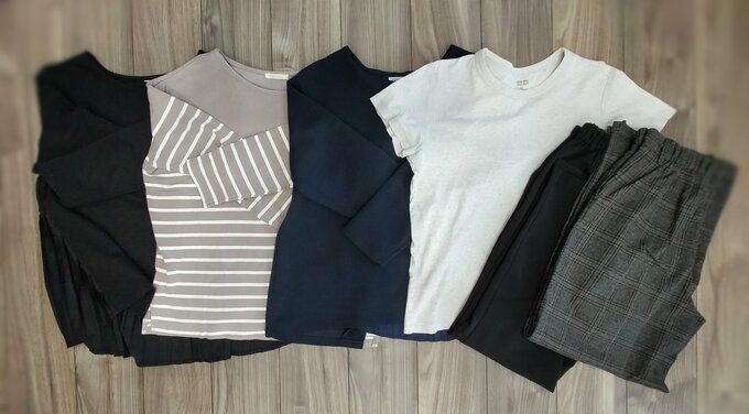 トップス4枚、ボトムス2枚