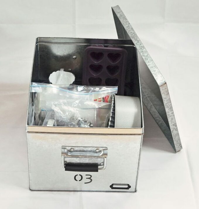 小物をボックスに