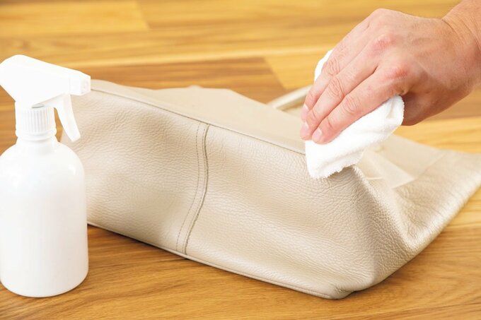 バッグ底にふきん