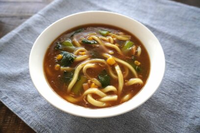 洗い物最小限の時短「カレーうどん」レシピ。とろみのある和風だしのスープが体にしみる