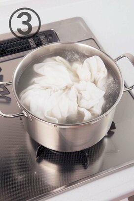 黄ばんだ汗ジミには「煮洗い」が有効！ツンとしたにおいも消えます