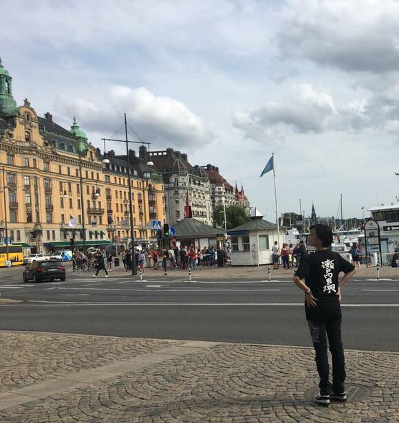 川上麻衣子さんとストックホルムの街並み