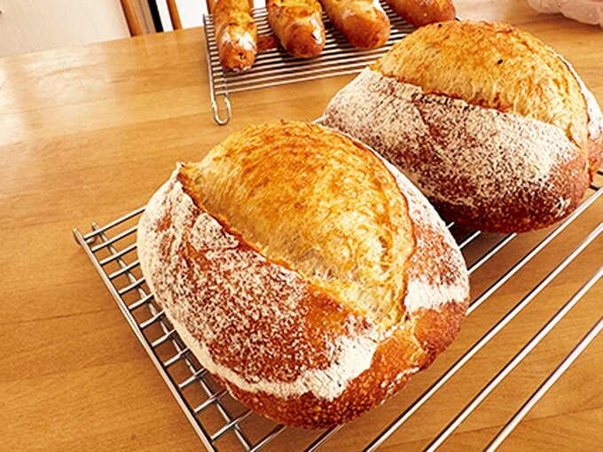 焼きあがったパン
