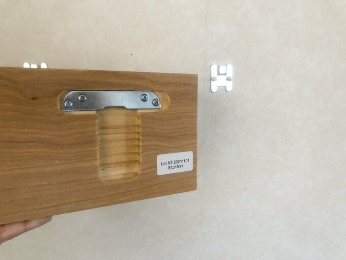 フックに引っかけて設置完了