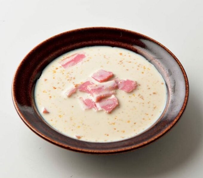 スープにベーコン