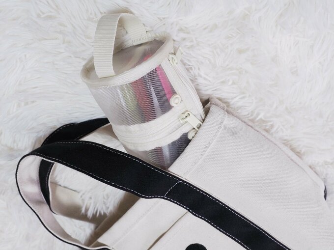 バックに入れた様子