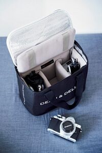 下段のカメラグッズは持ち運べる保冷バッグに