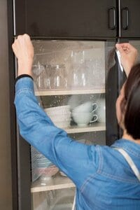 空気が入らないようにはる