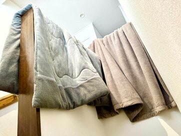 布団の「外干し」をやめて5年。ラクに清潔を保つお手入れ術：クリンネストが解説