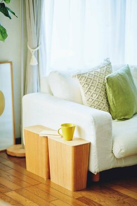 無印良品「ゴミ箱」の意外な使い方。シンプルでおしゃれ、フタをつけてテーブルにも