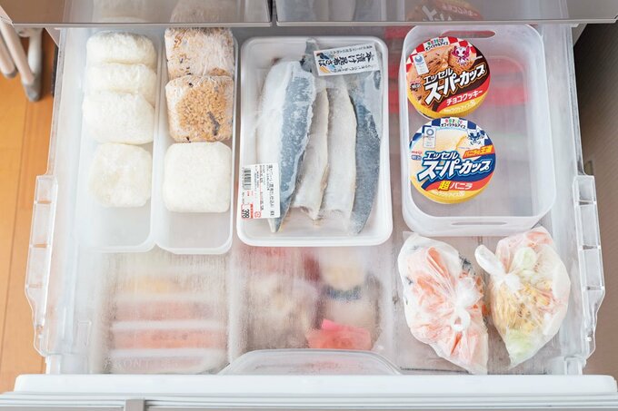 冷凍庫アイスなど