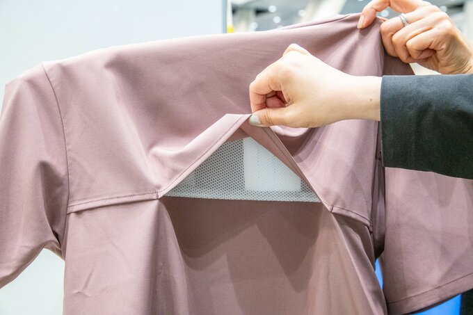 Tシャツのメッシュ部分。